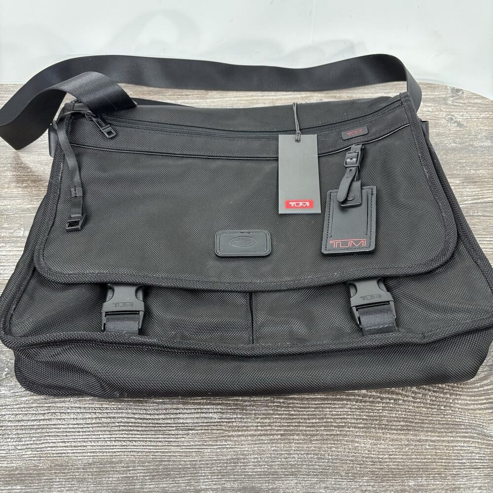 TUMI Subaru FXT Ballistic Nylon Messenger Travel Bag‎ Laptop 12x15x3